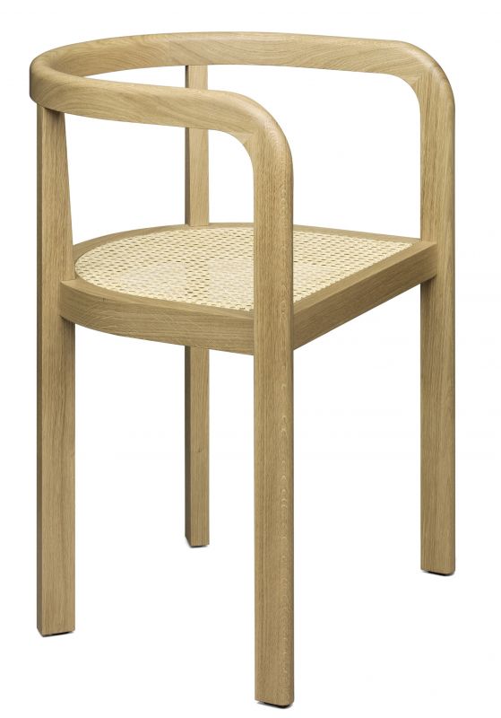 RH01 Stuttgart Stuhl aus geöltem Eichenholz mit Wiener Geflecht Sitzfläche, e15 Design.